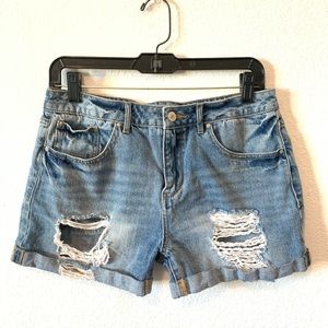 Ripped denim shorts